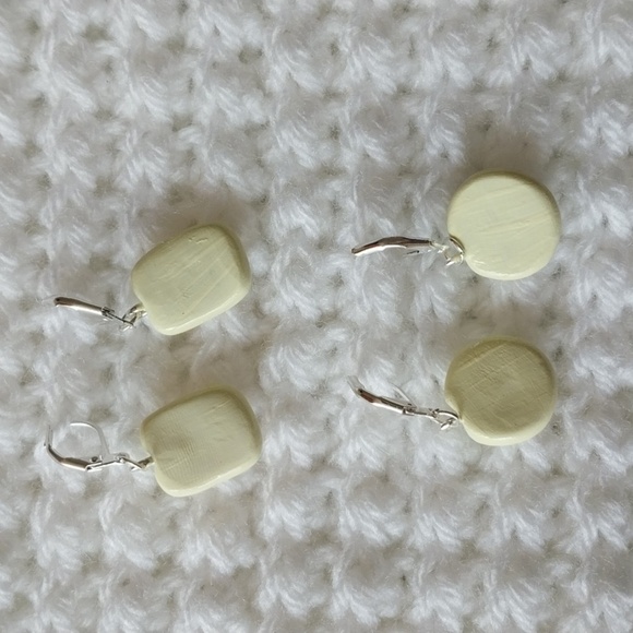 Red Bow and Cherry Handmade Crochet Knitting Stitch Markers Progress Keepers Set - Picture 5 of 9